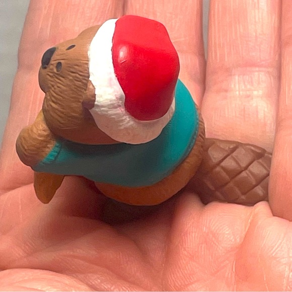 BNWT Vintage 1995 Hallmark Merry Miniature Toyshop Beaver - Picture 8 of 15